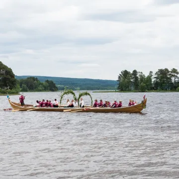 Kyrkbåt på sjön Siljan.