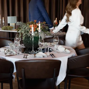 Bröllopsdukning på Villa Långbers.