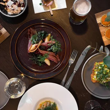 Restaurangbord med meny